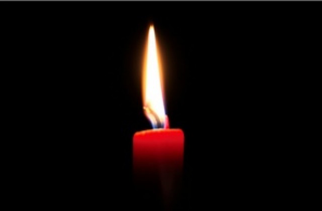 Да запалим свещичка в памет на загиналите при катастрофи - Велико Търново -  DarikNews.bg