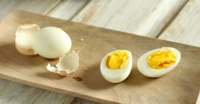 Защо трябва да разклатите яйцата, преди да ги сварите!